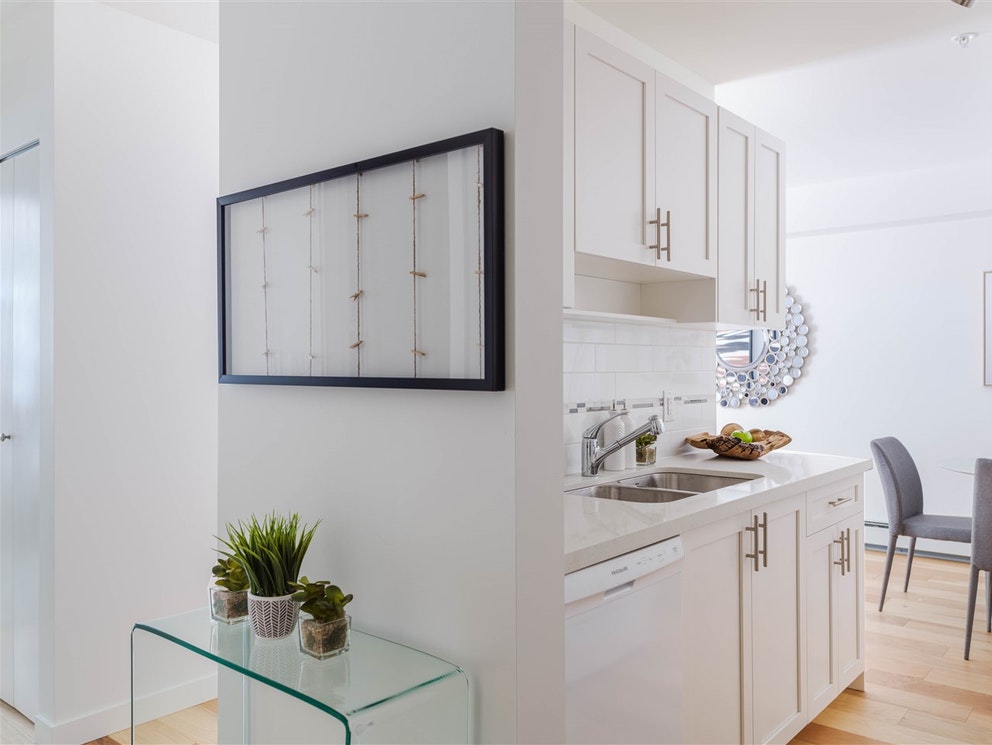 109-357 E 2nd Street North Vancouver, BC