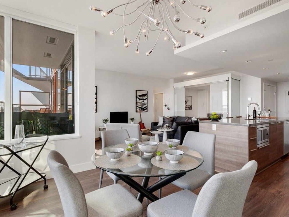 2303-1550 Fern Street North Vancouver, BC