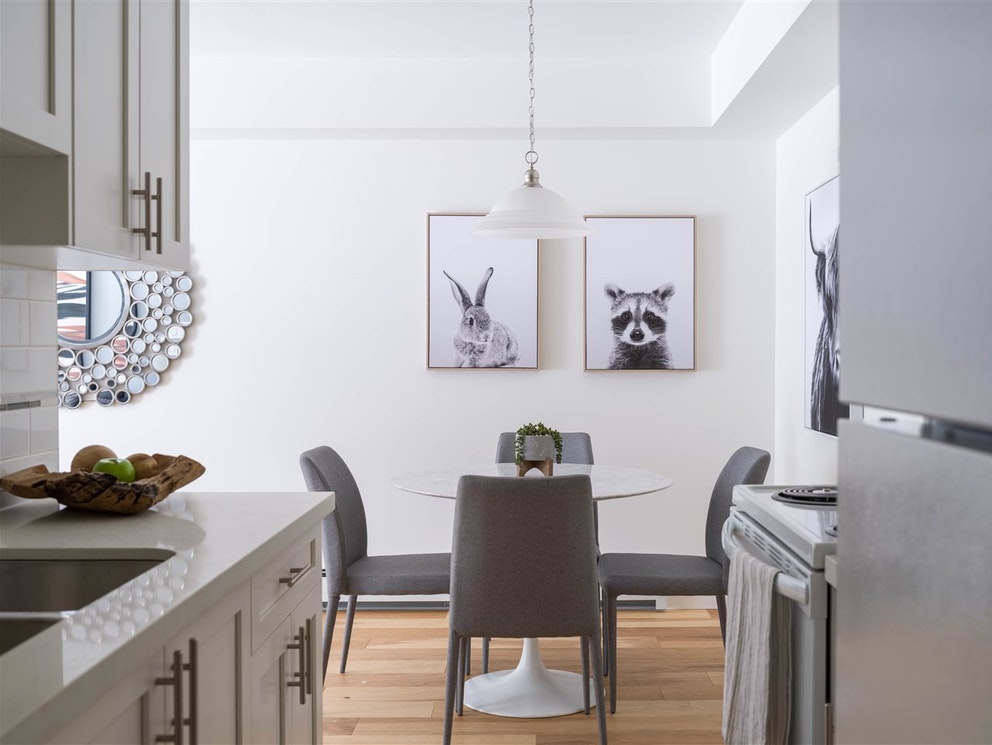 109-357 E 2nd Street North Vancouver, BC