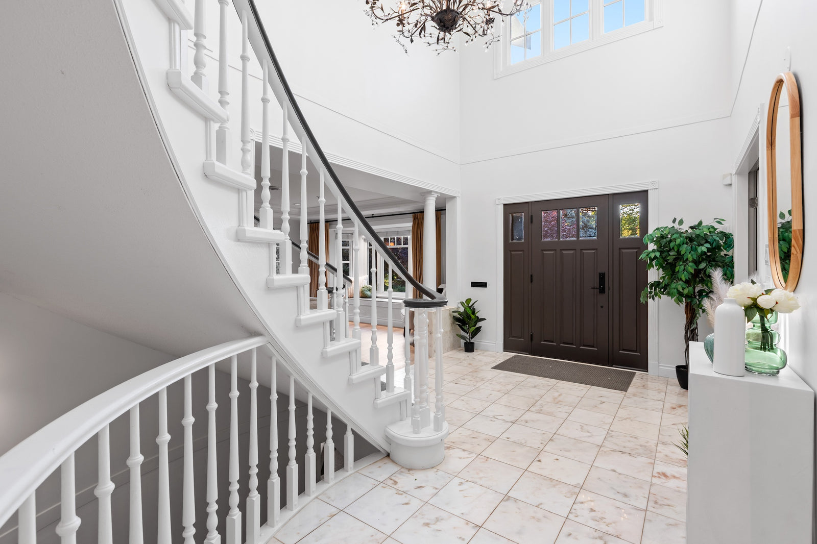 2318 Oliver Crescent