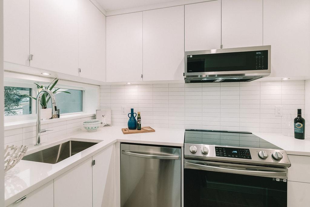 103 – 2120 West 2nd Avenue Vancouver BC