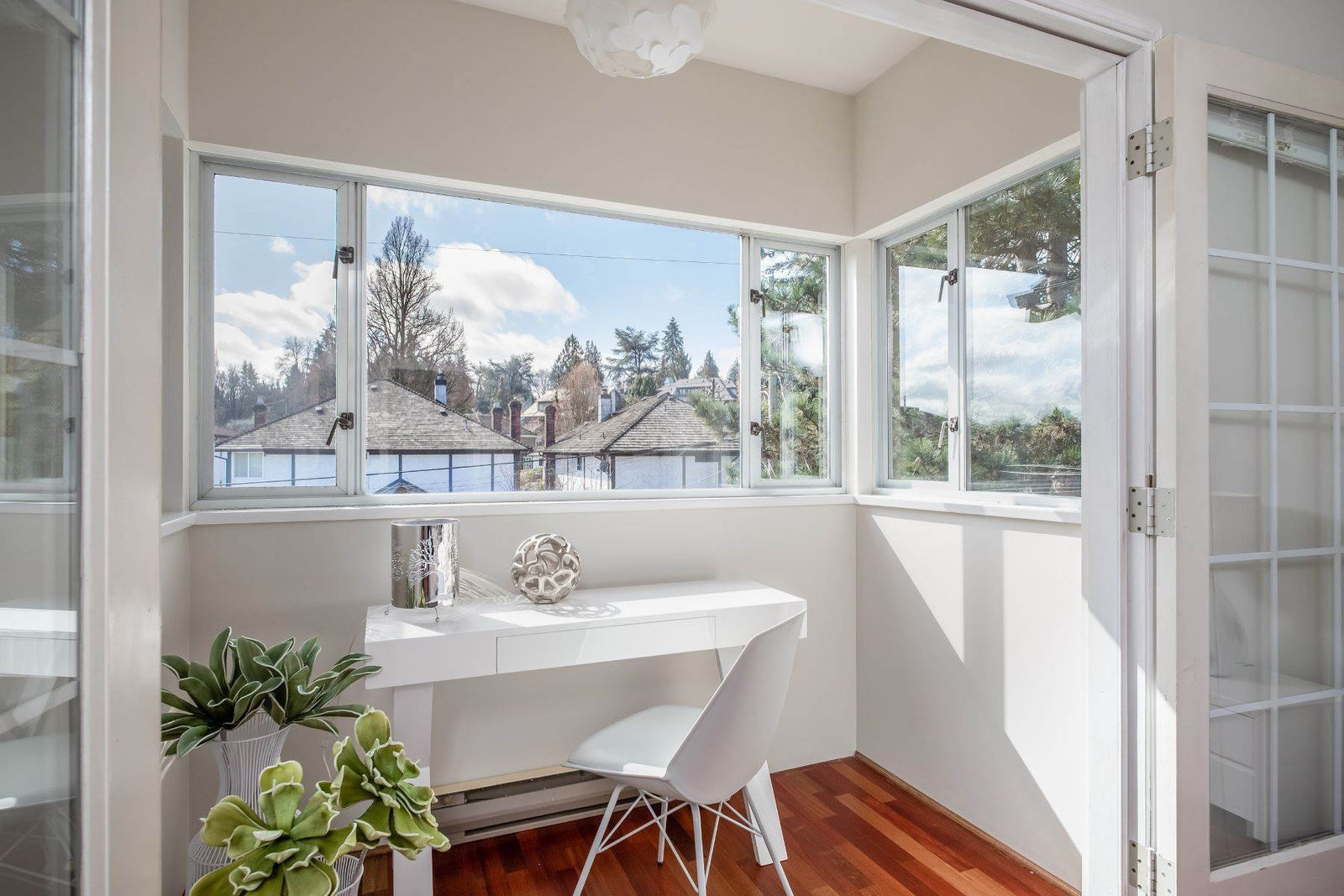 1084 West 16th Avenue Vancouver BC