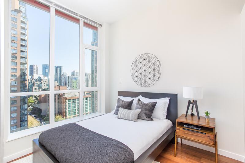 1102-1205 Howe Street Vancouver BC