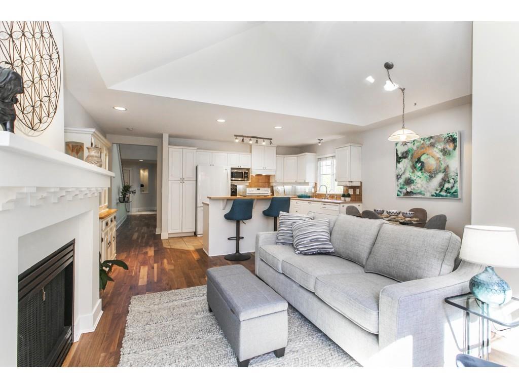 115 – 15500 Rosemary Heights Crescent Surrey BC