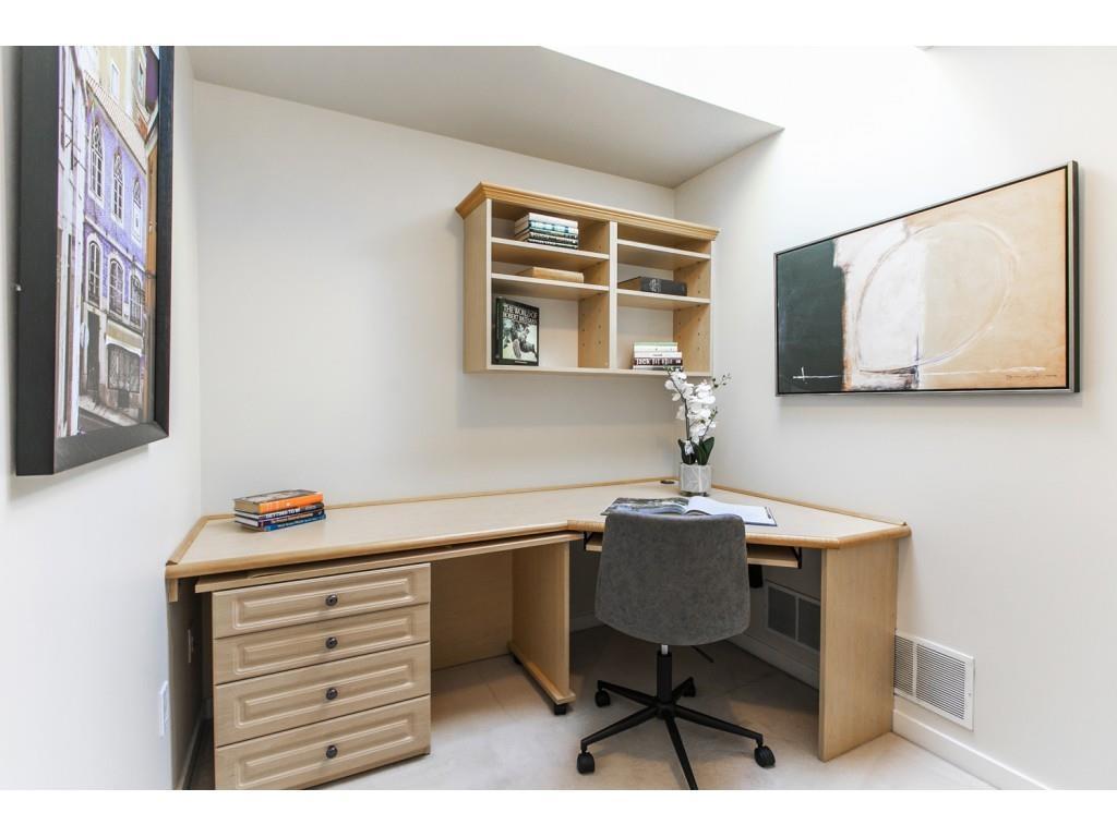 115 – 15500 Rosemary Heights Crescent Surrey BC