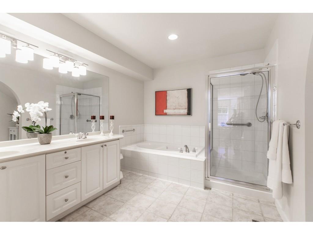 115 – 15500 Rosemary Heights Crescent Surrey BC