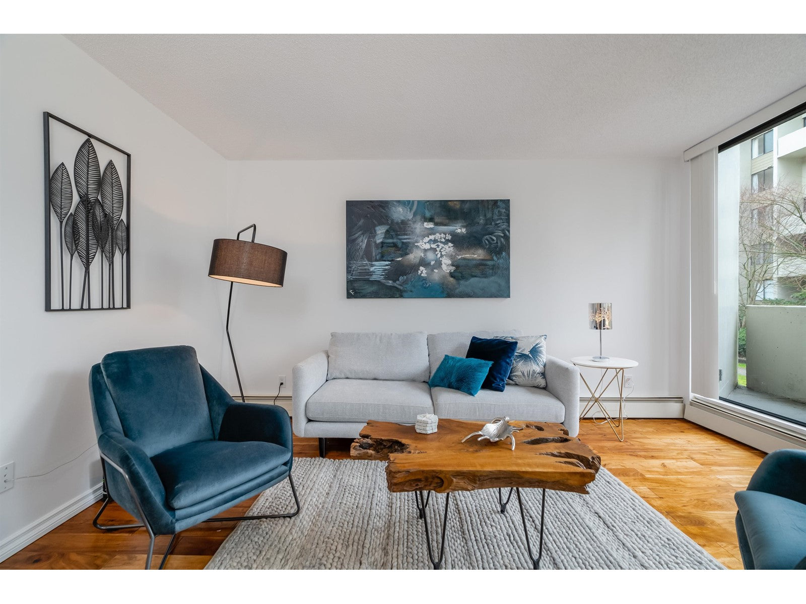 204 – 4105 Maywood Burnaby BC