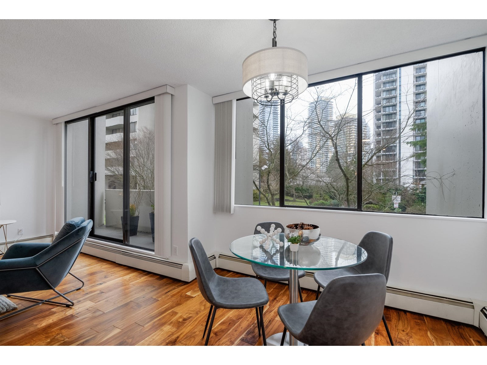 204 – 4105 Maywood Burnaby BC