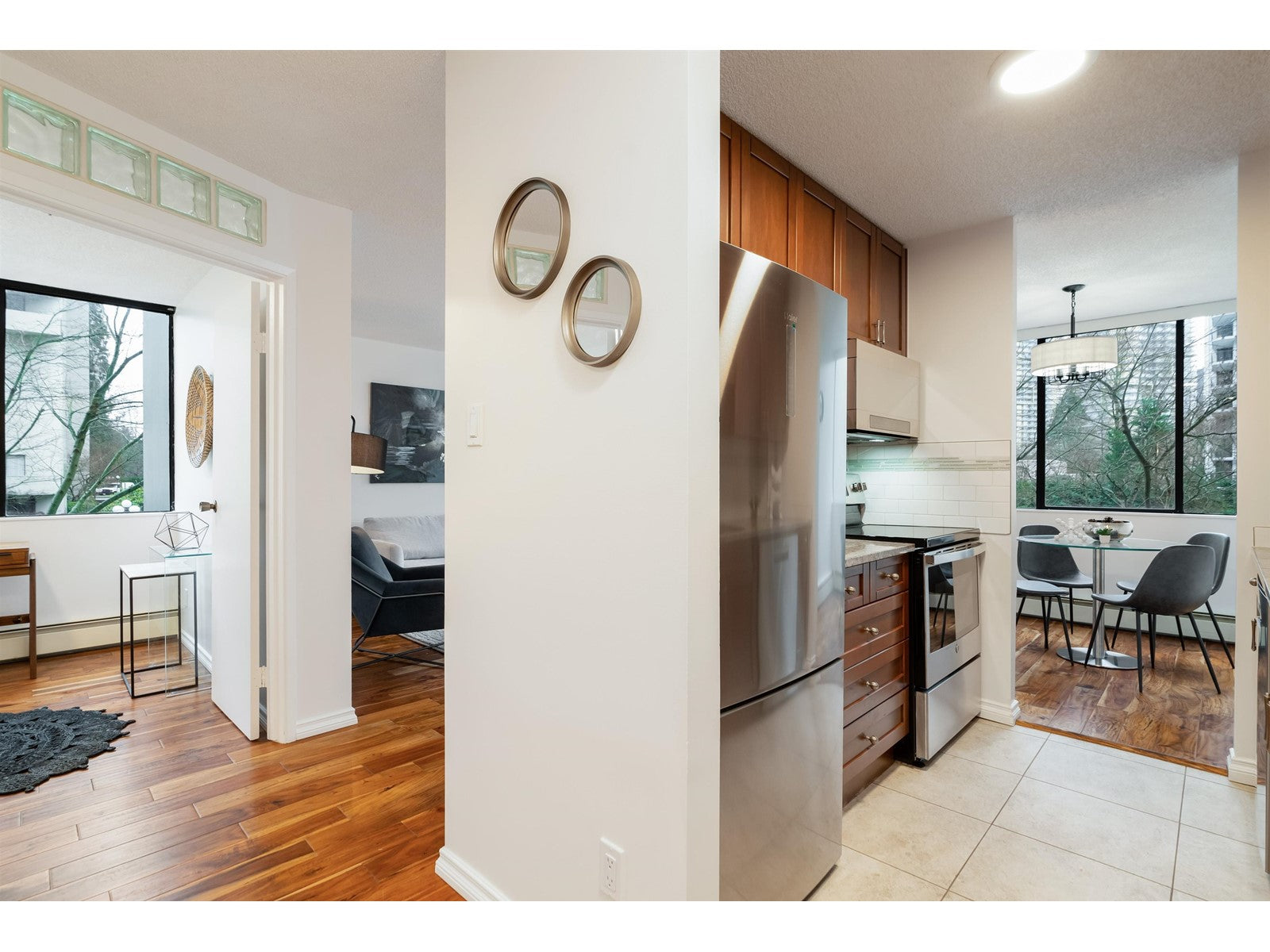 204 – 4105 Maywood Burnaby BC