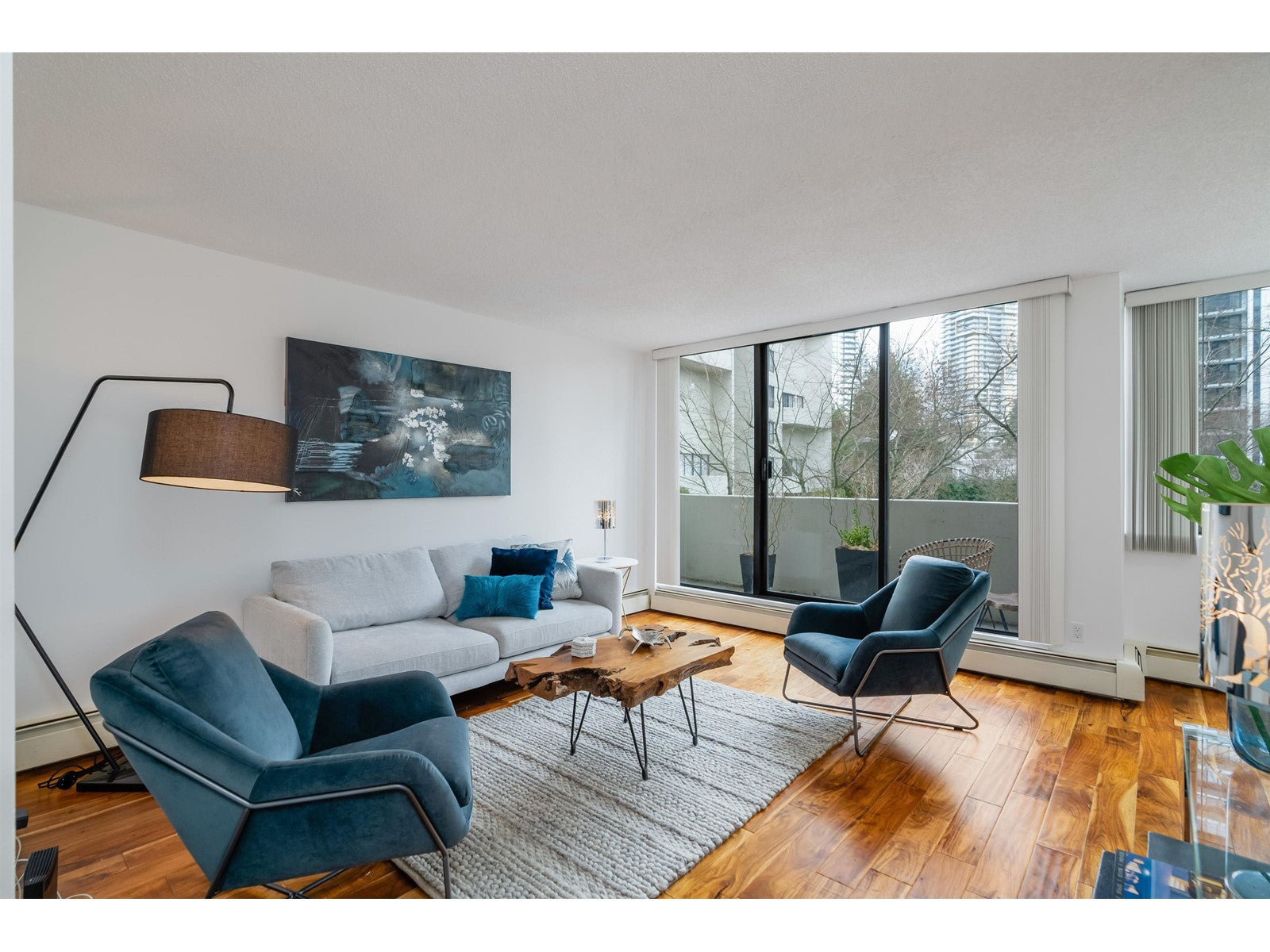 204 – 4105 Maywood Burnaby BC