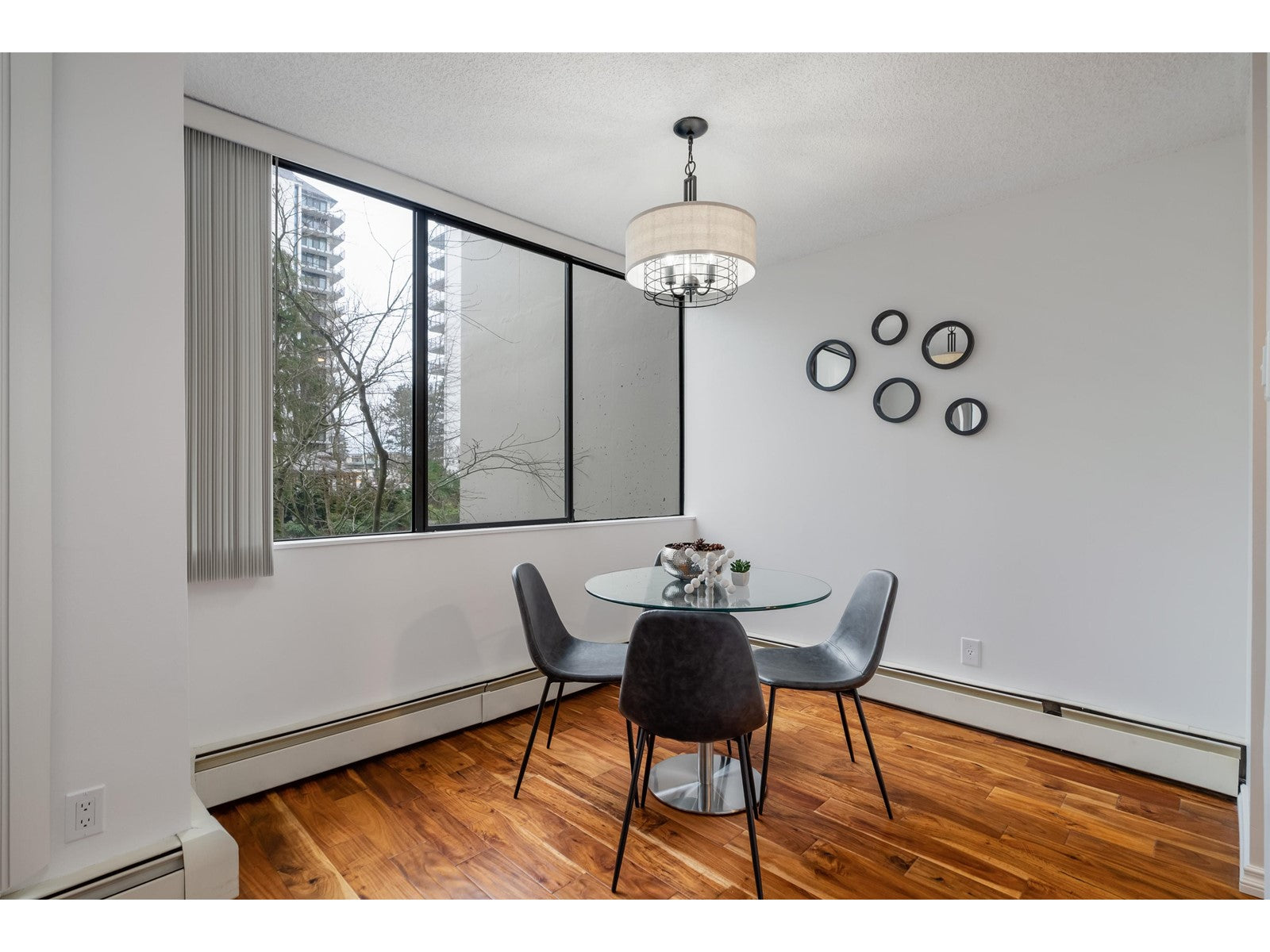 204 – 4105 Maywood Burnaby BC