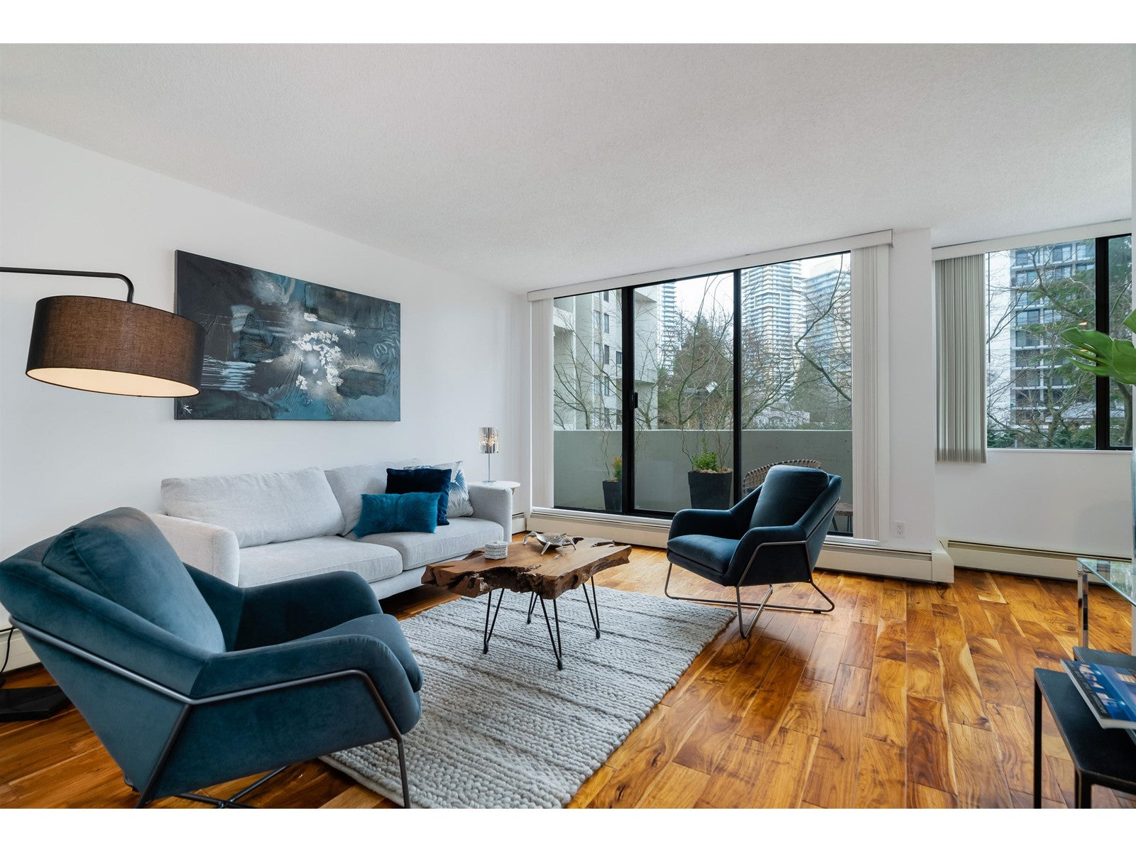 204 – 4105 Maywood Burnaby BC