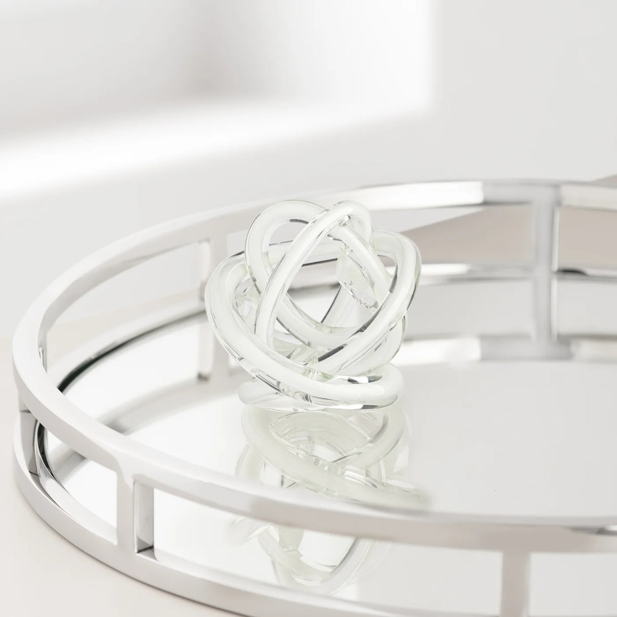 Orbit Glass Knot 3