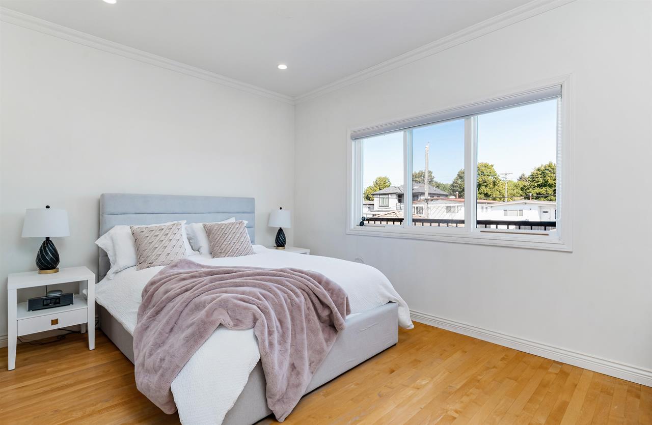 2211 East 46th Avenue Vancouver BC