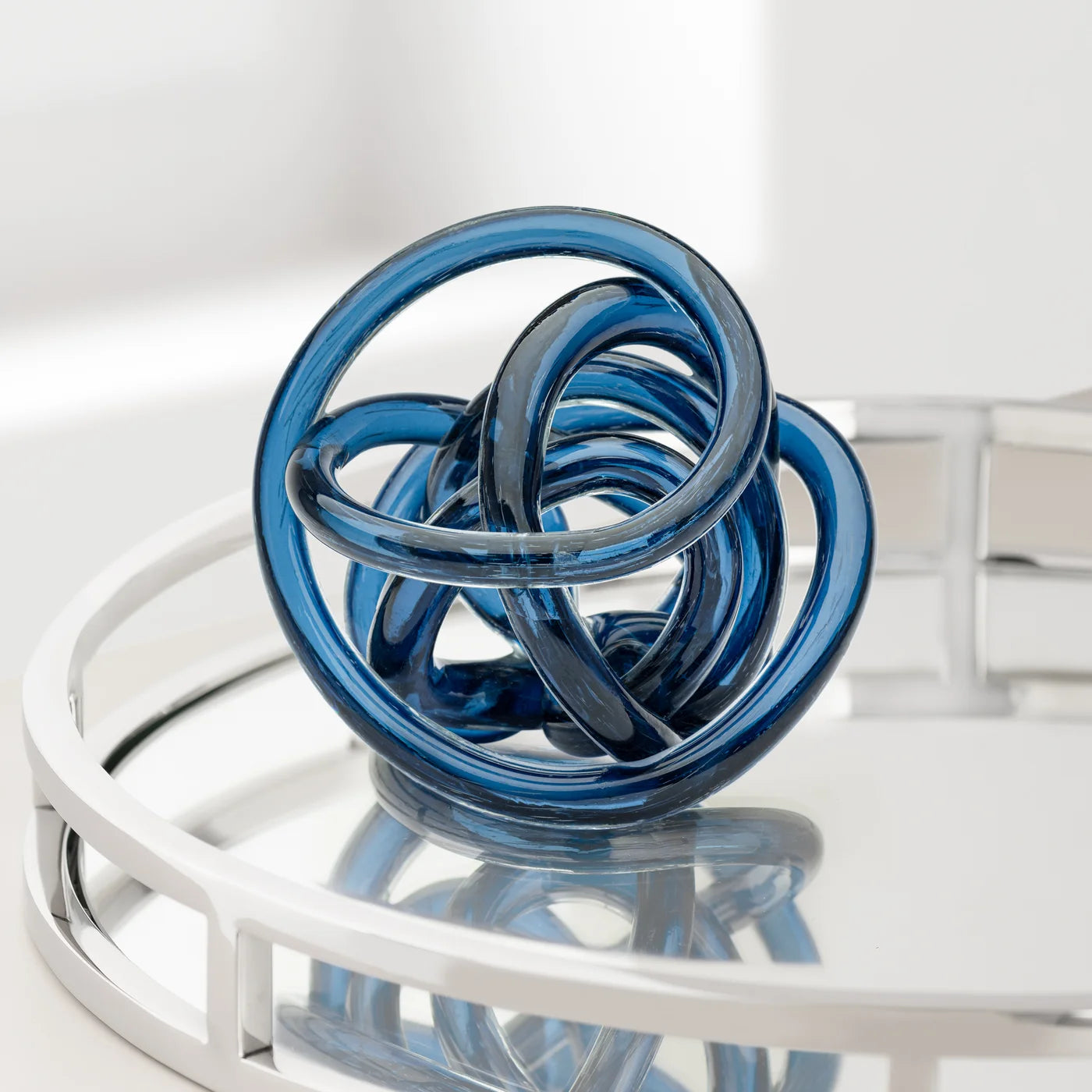 Orbit Glass Knot 4.5