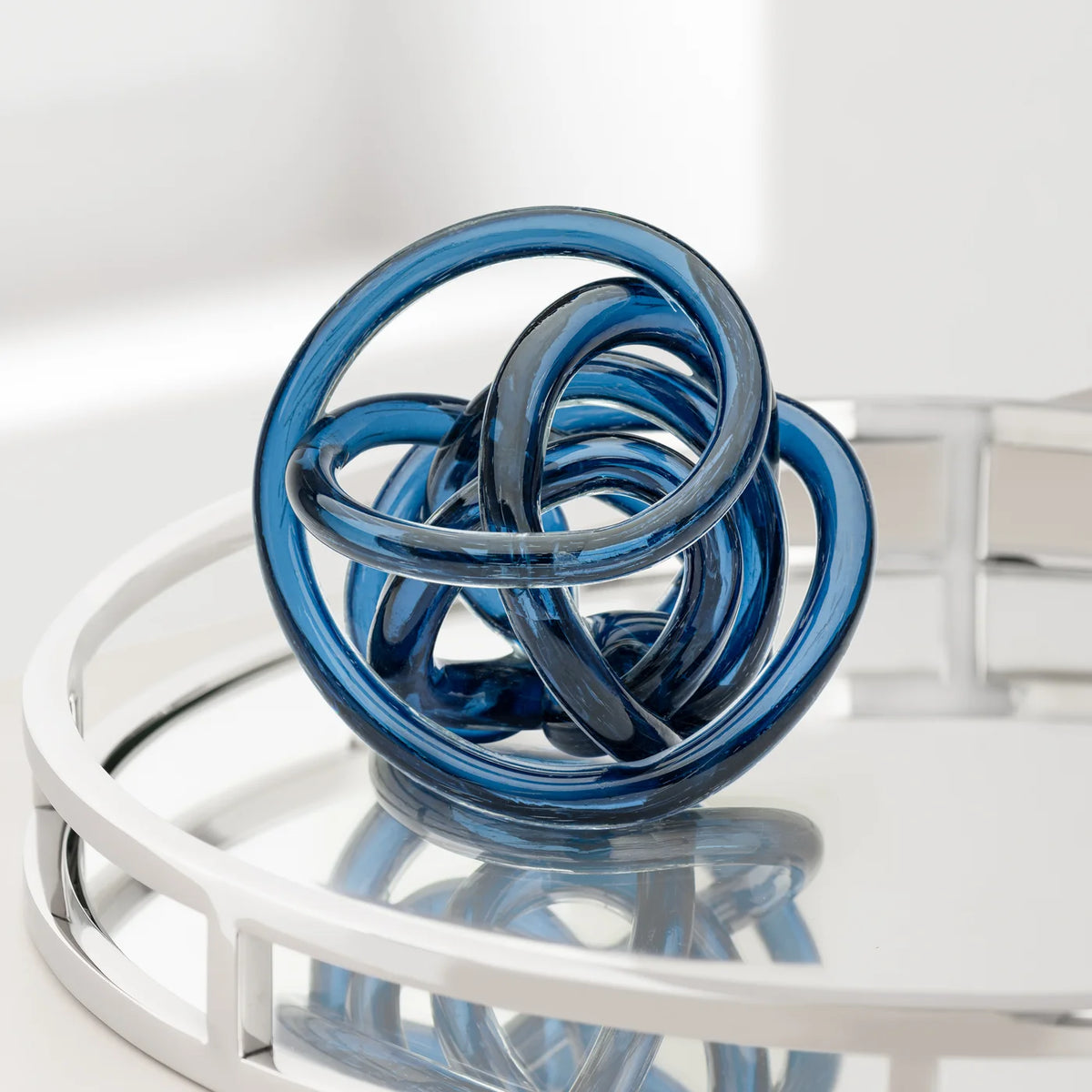 Orbit Glass Knot 4.5