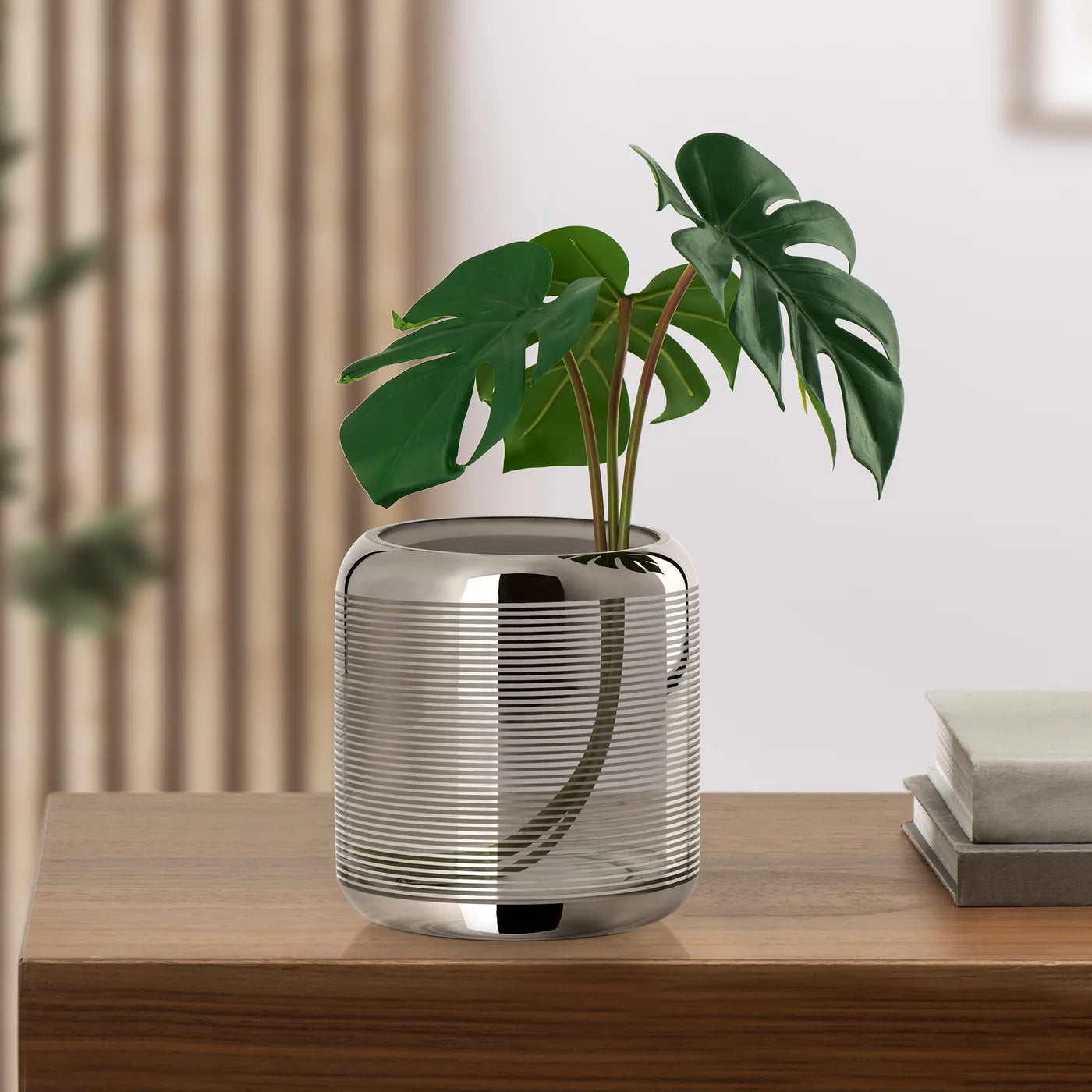 Smoke Mirror Linear Stripe 6.5h