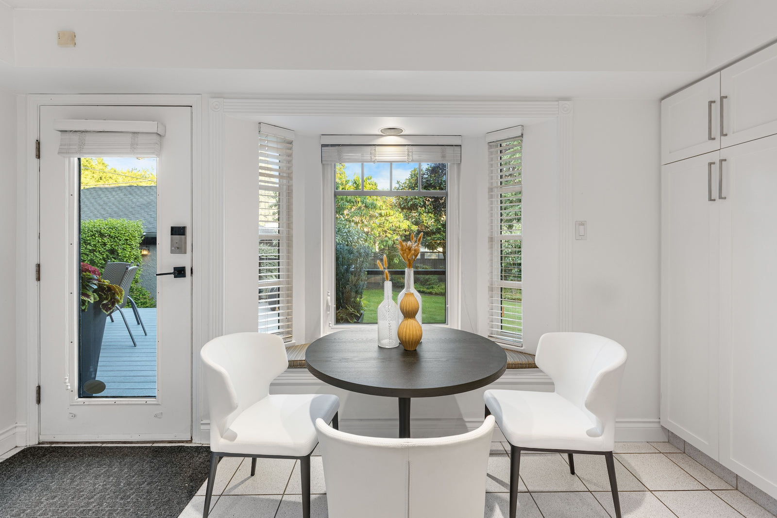 2318 Oliver Crescent