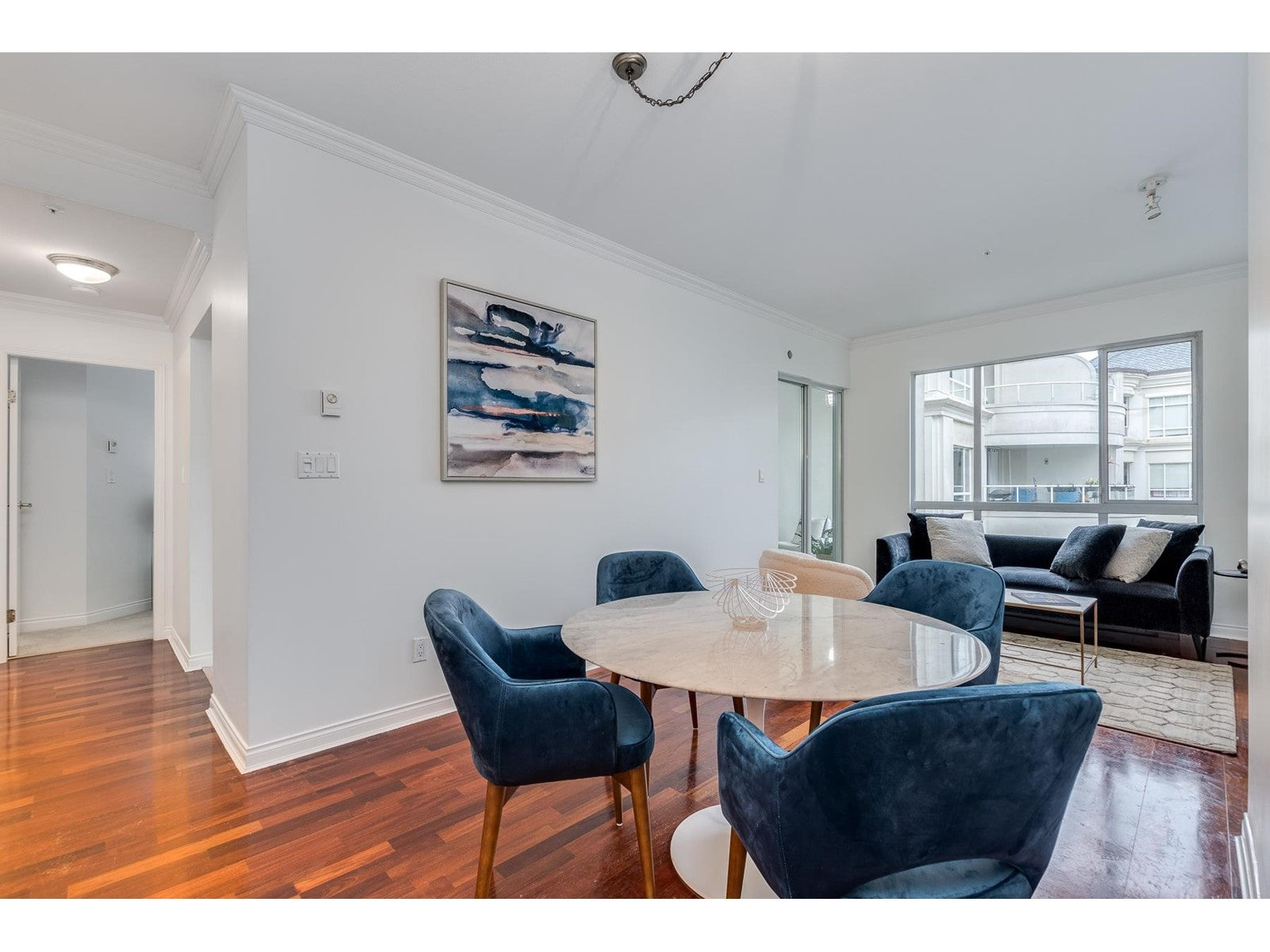 303 – 5735 Hampton Place Vancouver BC