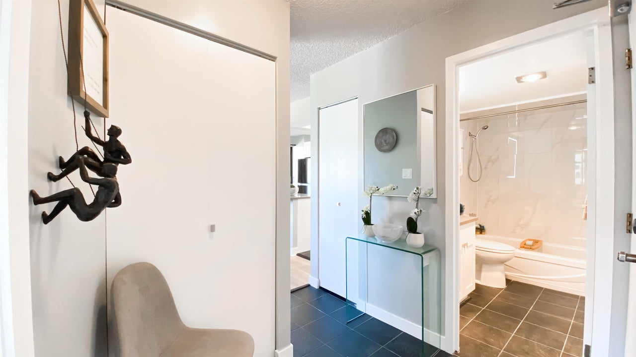 401 – 209 Carnavorn Street New Westminster BC