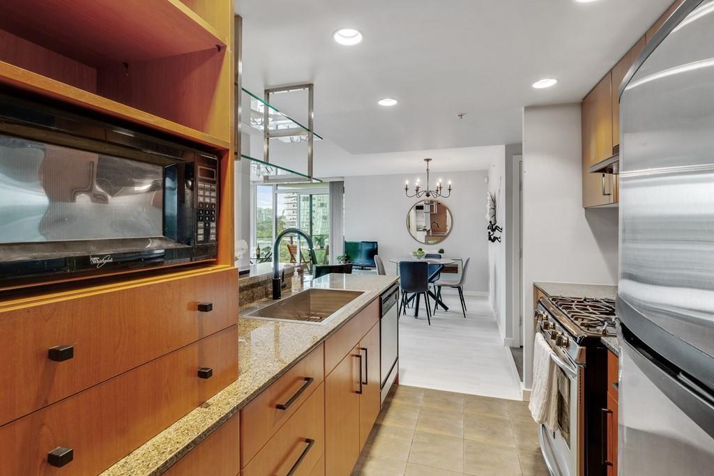 501-455 Beach Crescent Vancouver BC