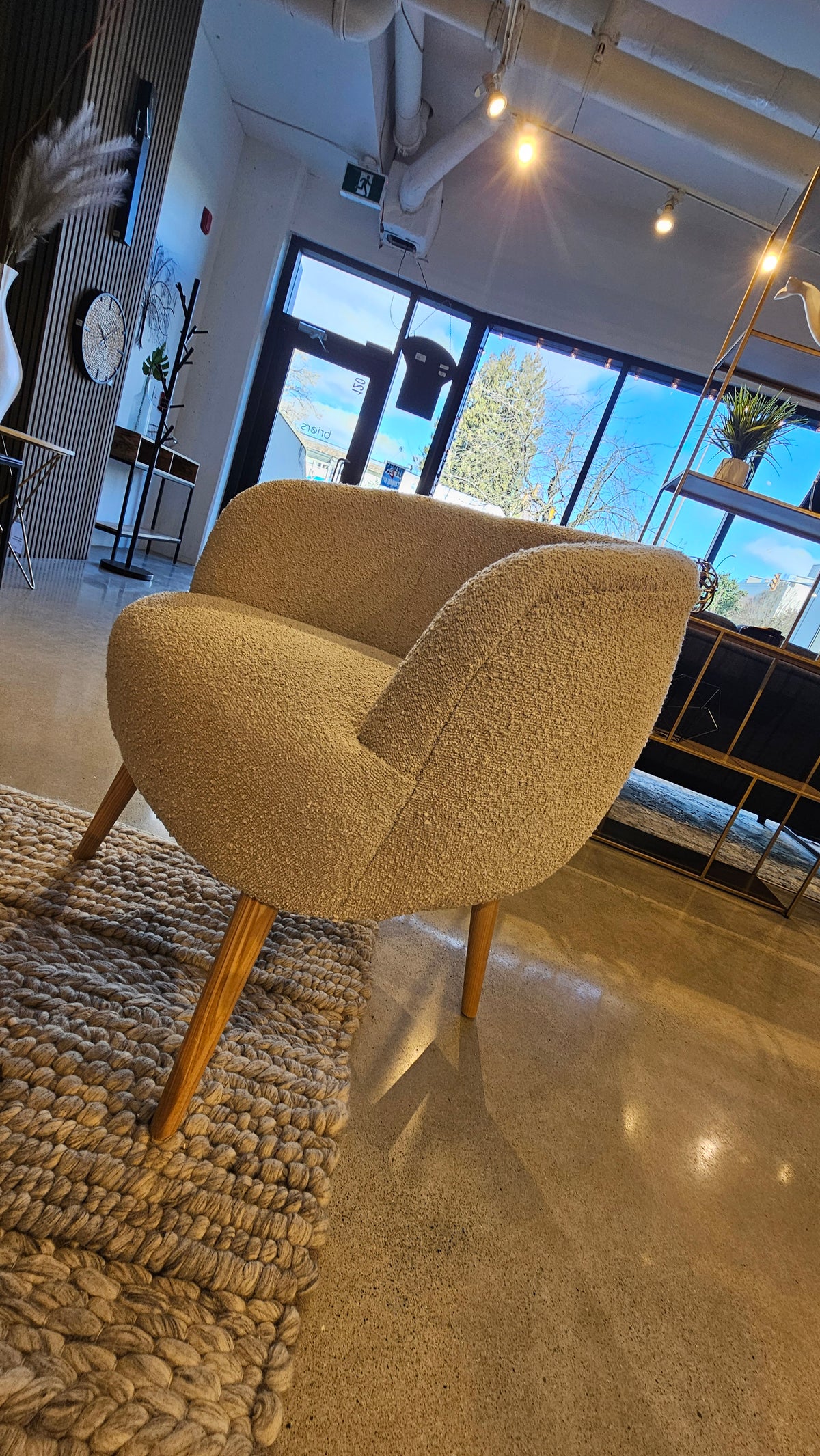 Alaska Accent Chair – Cozy Teddy Fabric (Floor Model)