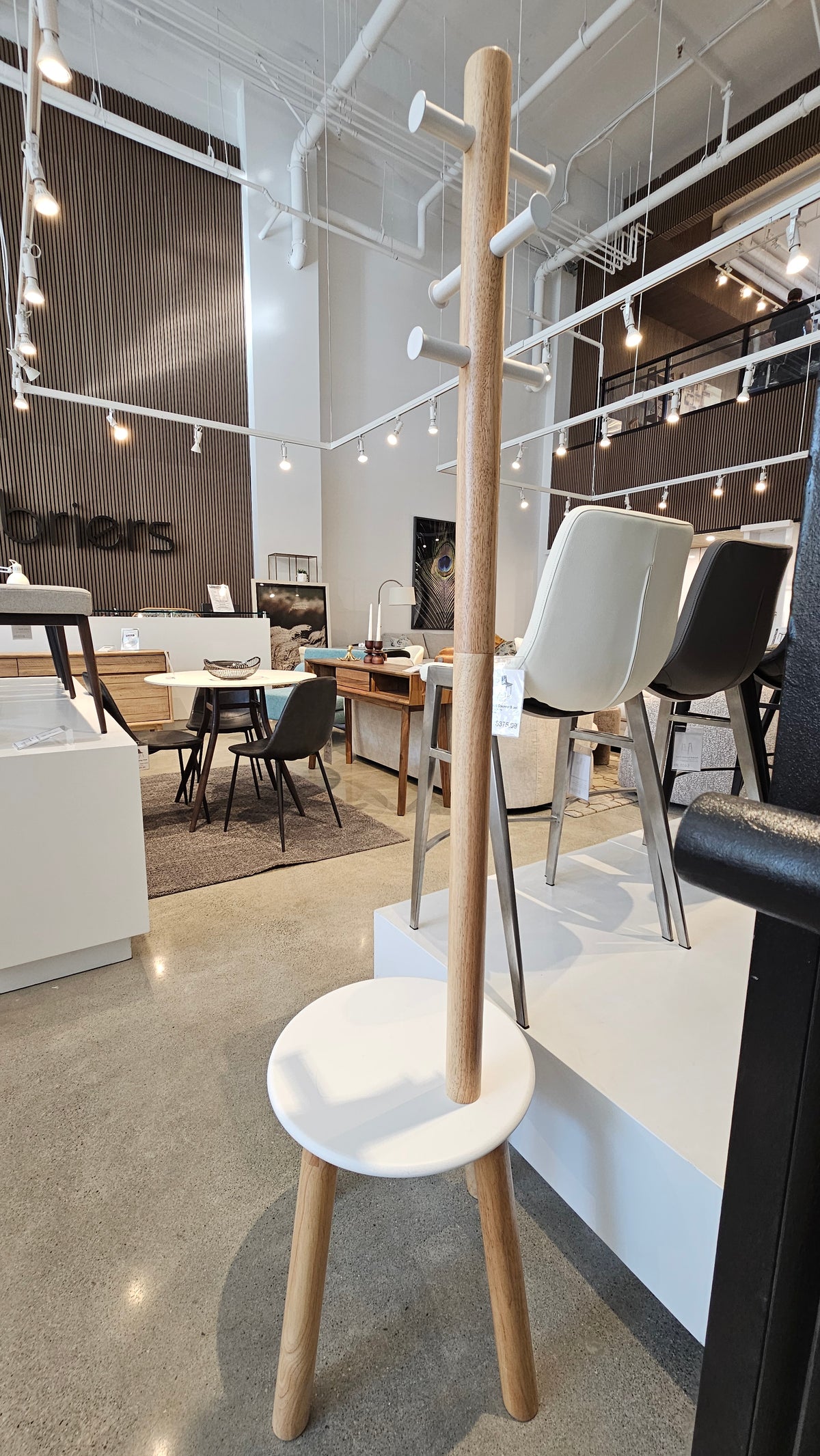 Coat Rack with Stool – White & Natural, 2-in-1 Space-Saving Design (Floor Model)