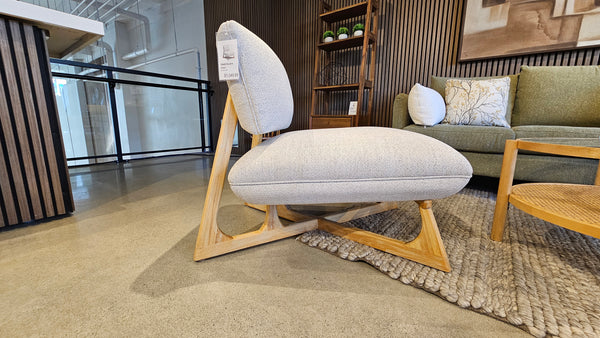 Modern Accent Chair – Majestic Pearl Fabric & Rustic Oak Base (Floor Model)