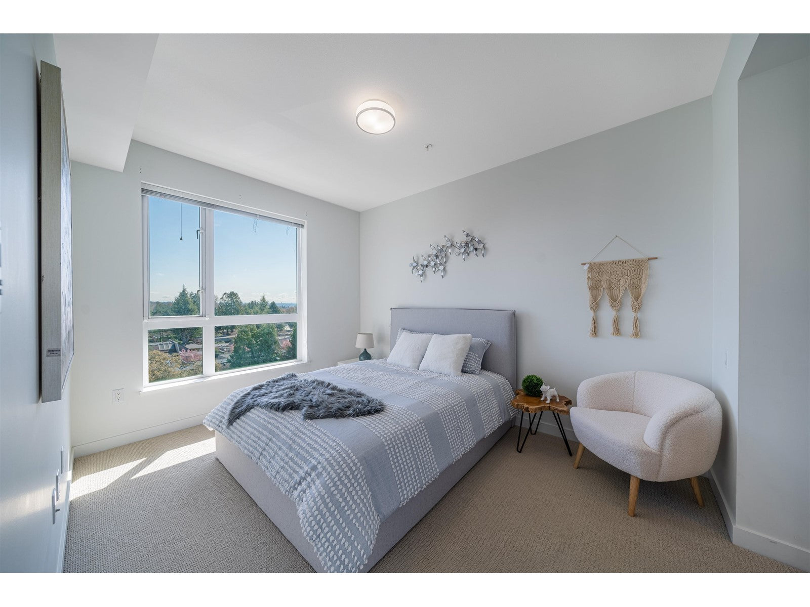 PH9-6677 Cambie Street Vancouver, BC