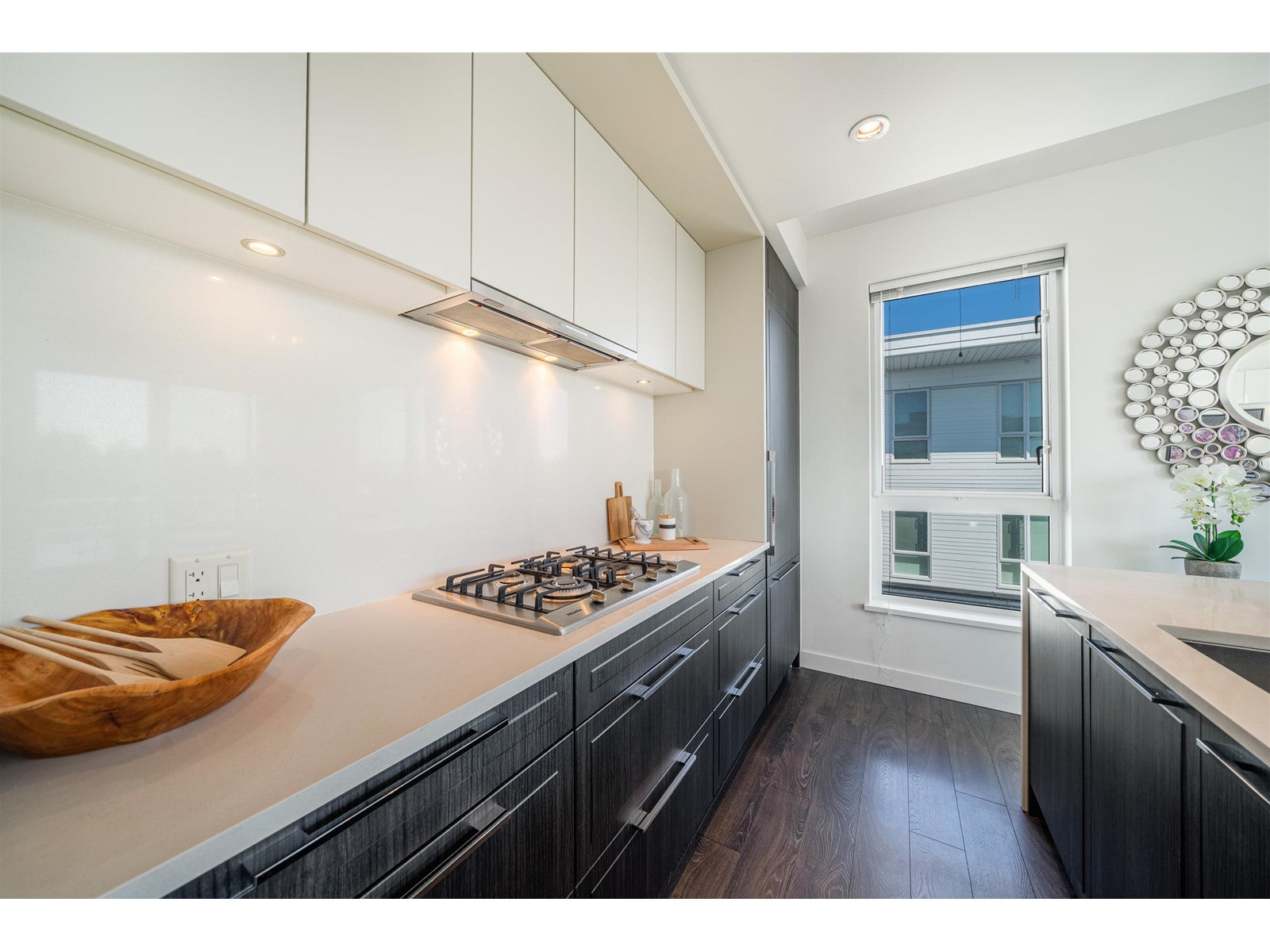 PH9-6677 Cambie Street Vancouver, BC