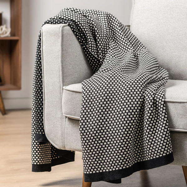 Block Jacquard Knit 50 X 60