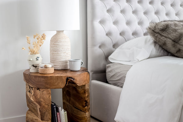 Natura Bundar Side Table