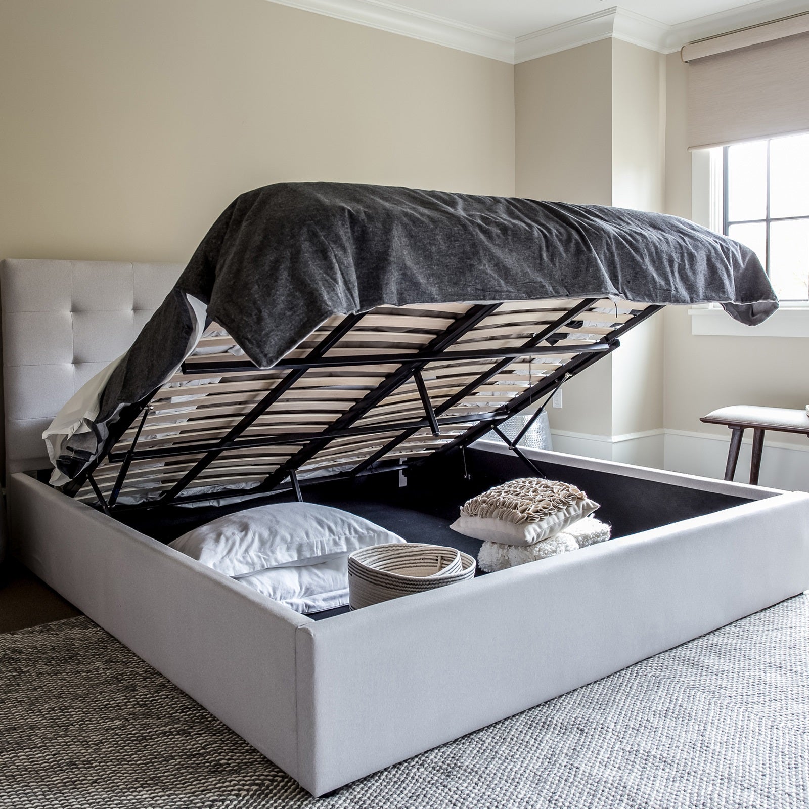 Dakota Storage Queen Bed – Horizon Grey