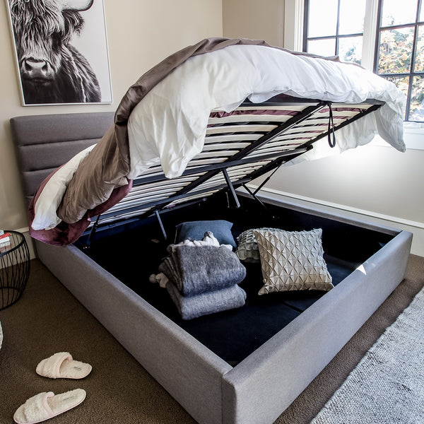 Danny Storage King Bed – Greige